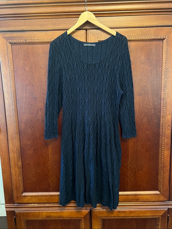 Peruvian Connection Dresses & Skirts - Peruvian Connection Black Textured Knit Long-Sleeve Dress